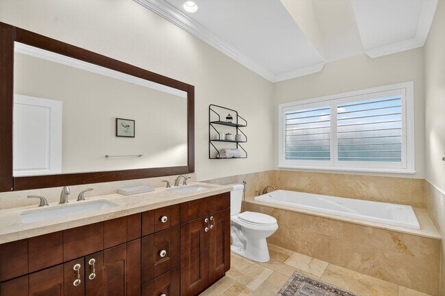 Building Photo - 13172 Doubletree Cir