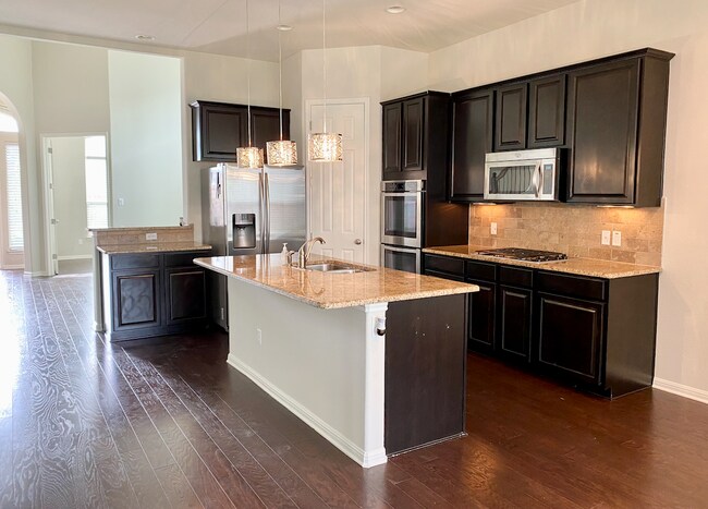 Building Photo - 2904 Tempe Dr