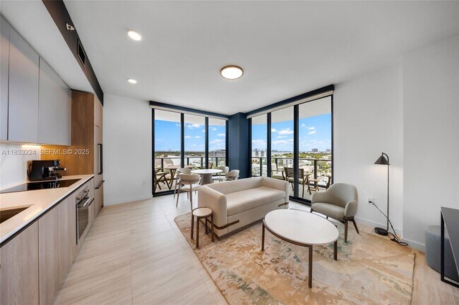 Building Photo - 580 72nd St