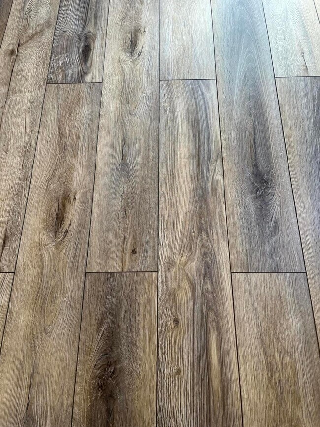 Building Photo - 812 Burgundy Q