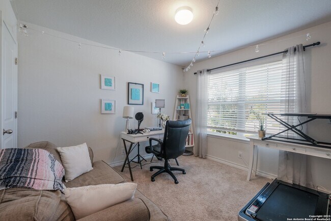 Building Photo - 13129 Needle Grass