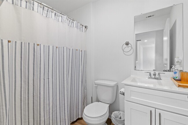 Building Photo - 19326 Sandy Woods Dr