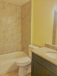 Building Photo - 742 Leopard Ct