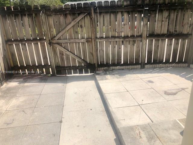 Building Photo - 4672 NW 9th Dr