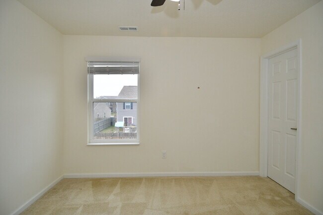 Building Photo - Spacious 5-bedroom, 3 full bath home in the Greenwood/Clark Pleasant area