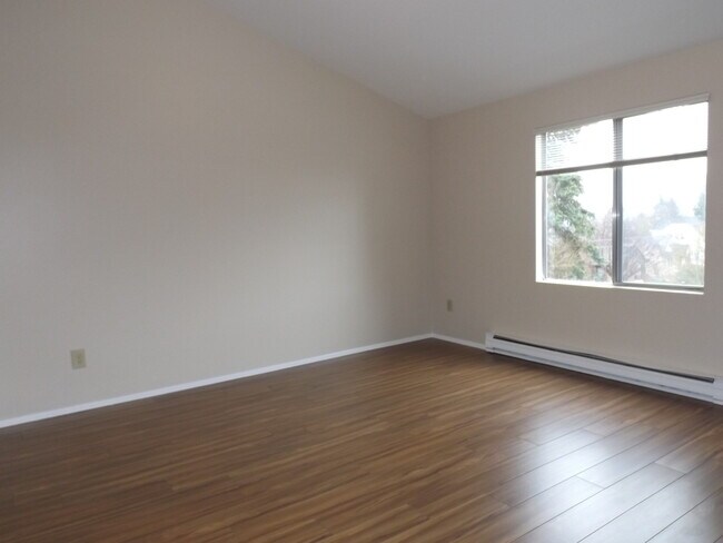 Building Photo - Beautiful Home In Prime Location Bordering Crown Hill and Whittier Heights!