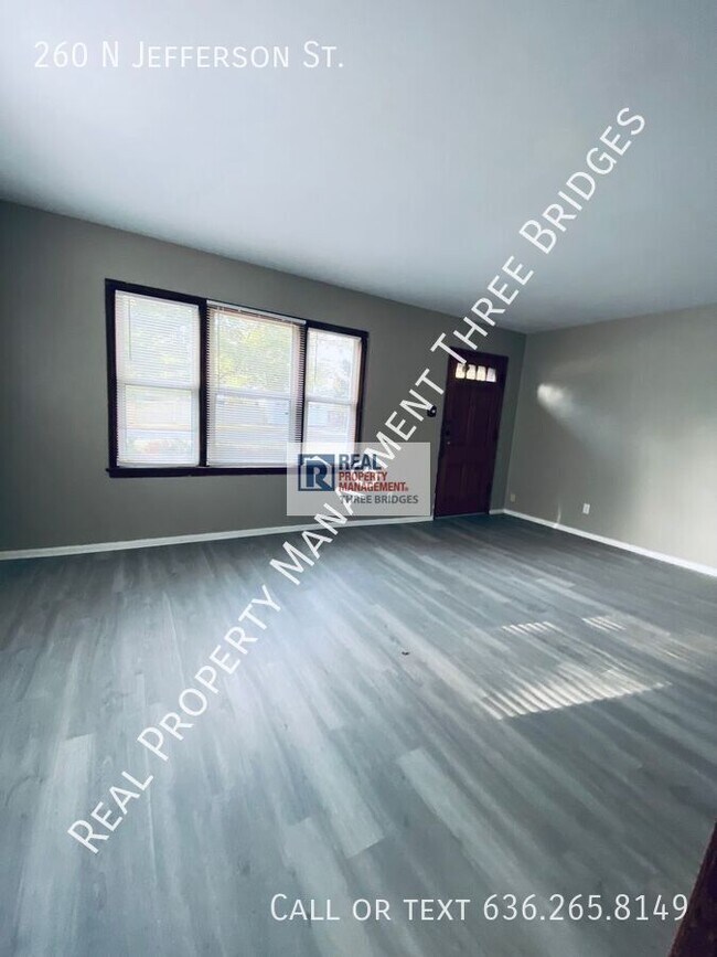 Building Photo - 260 N Jefferson St