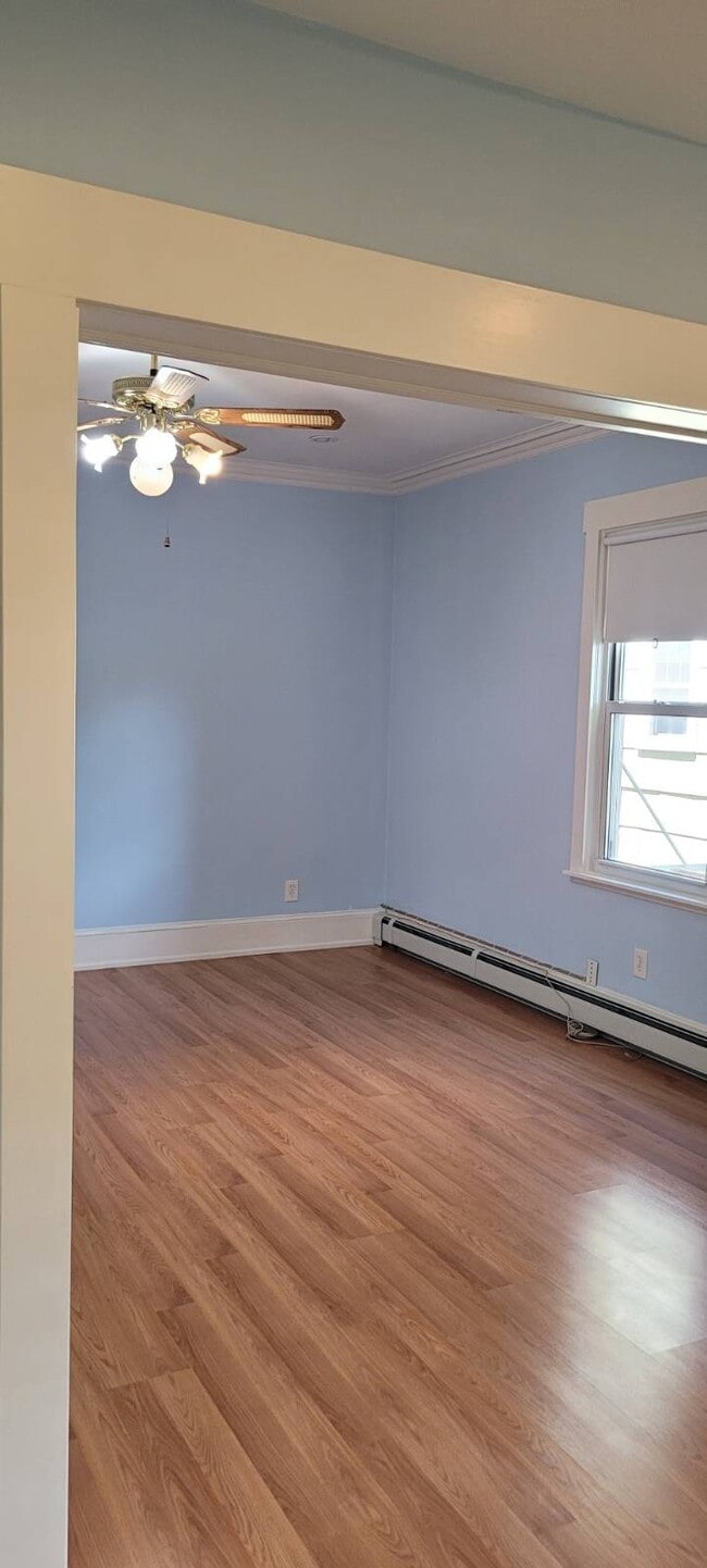 Building Photo - 120 Bryant Ave