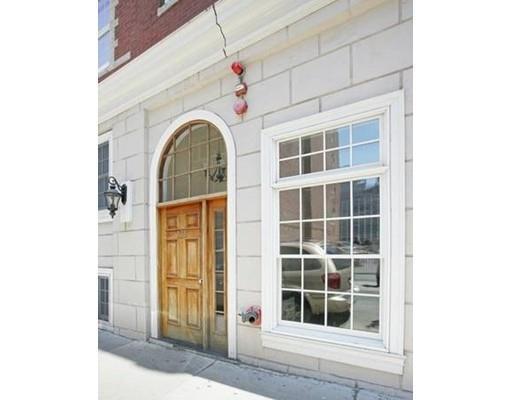Building Photo - 135 Salem St