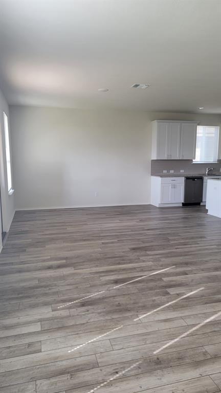 Building Photo - 554 Pepperbark Loop