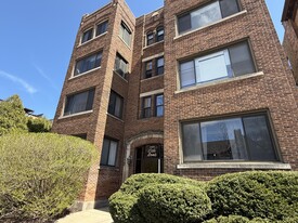 Building Photo - 2564 Lake