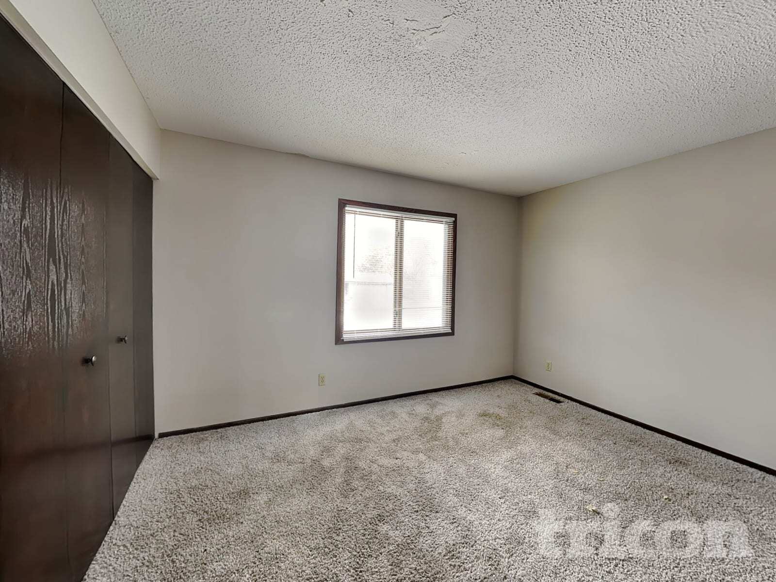 Building Photo - 3401 75th Ave N