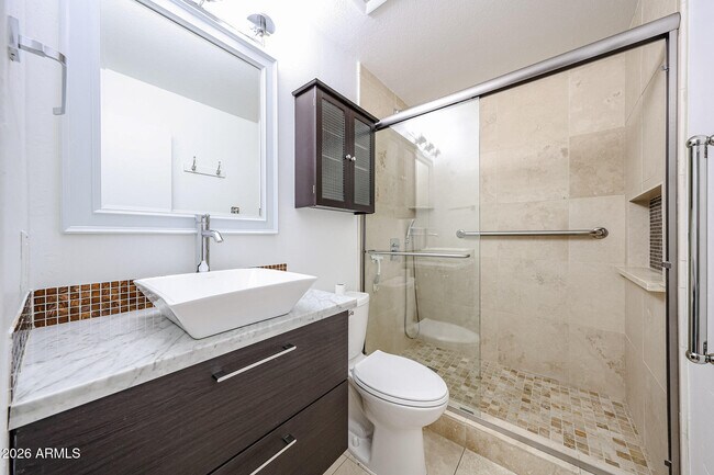 Building Photo - 8333 E Orange Blossom Ln