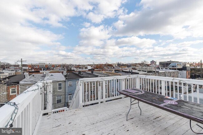 Building Photo - 505 S Lakewood Ave