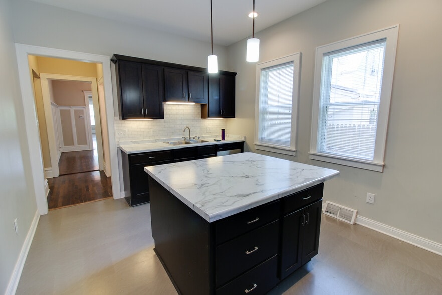 Large Kitchen Island - 1937 N Bartlett Ave