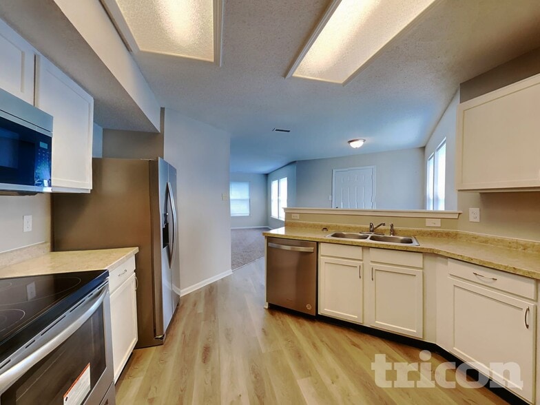 Building Photo - 7771 Mistflower Ln