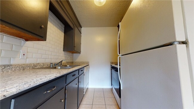 Building Photo - 814 Concho Pl