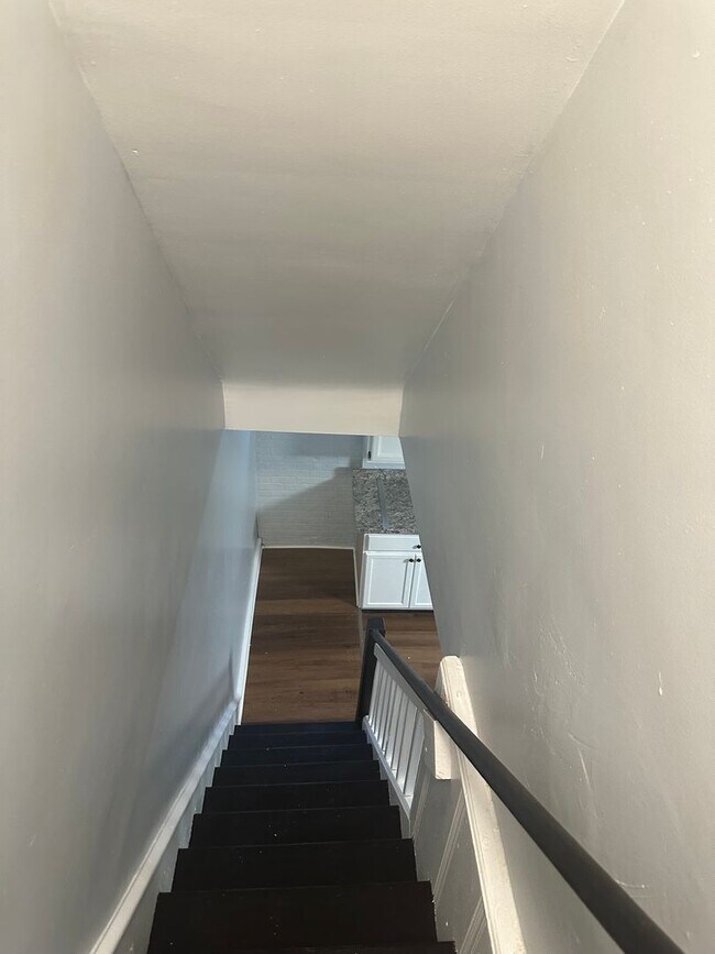 Building Photo - 2927 Edison Hwy