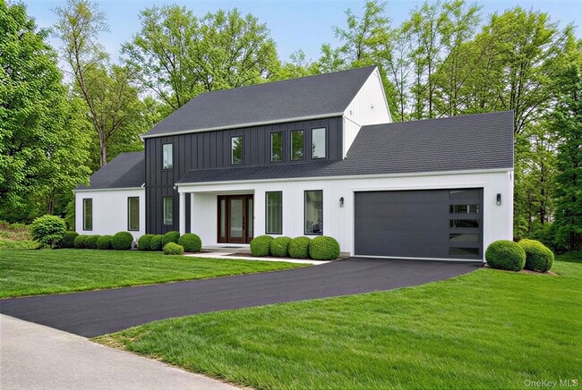 Building Photo - 24 Wildwood Dr