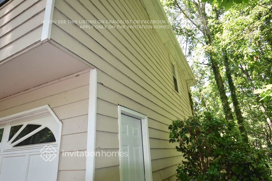 Building Photo - 510 Cove Rd