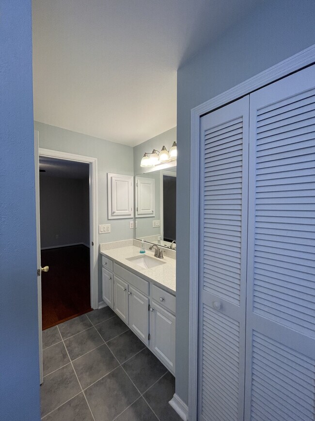 Building Photo - 2446 Briarcreek Dr