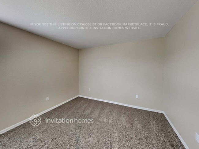 Building Photo - 2825 Oak Hammock Loop