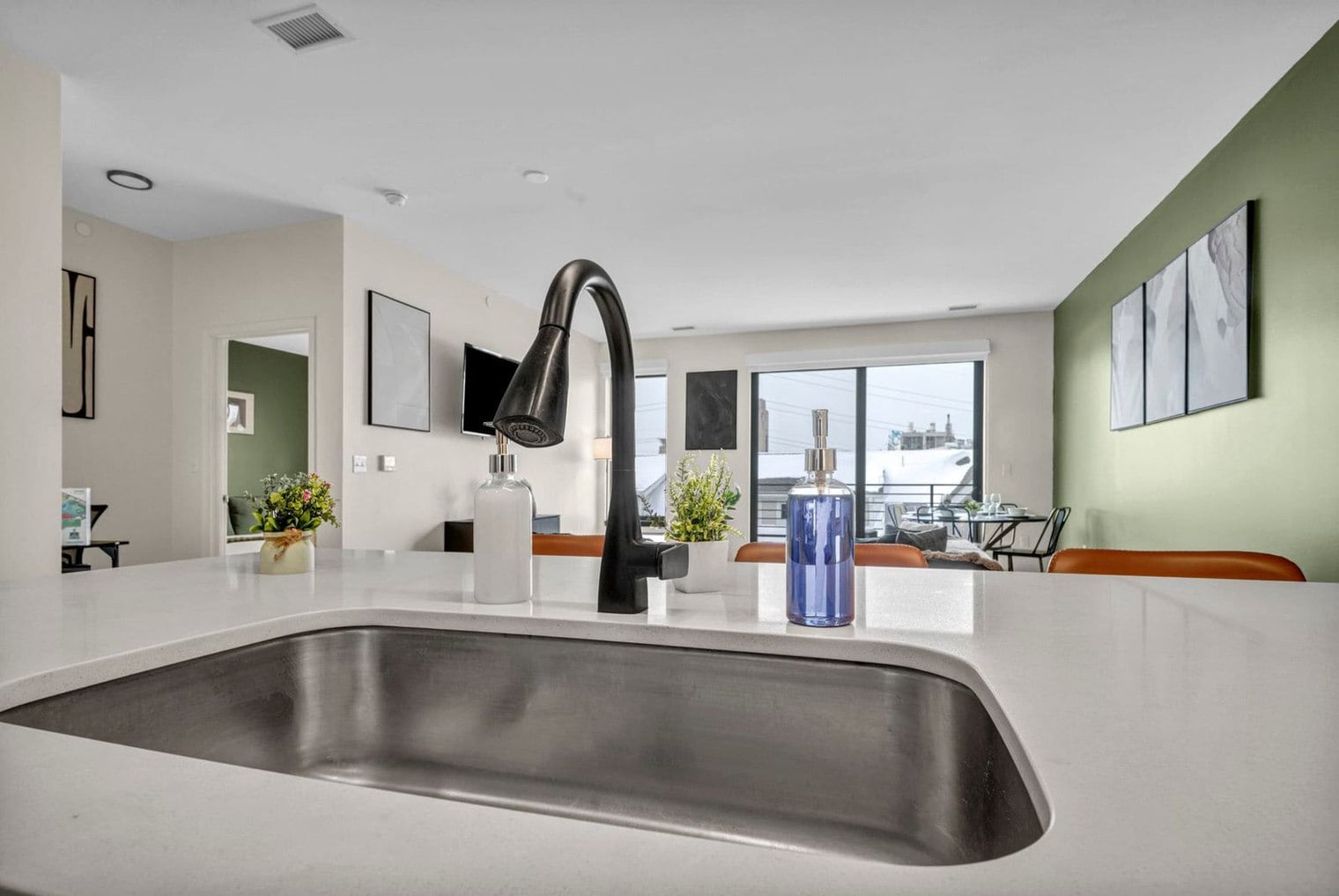 Building Photo - 2189 Cornell Rd