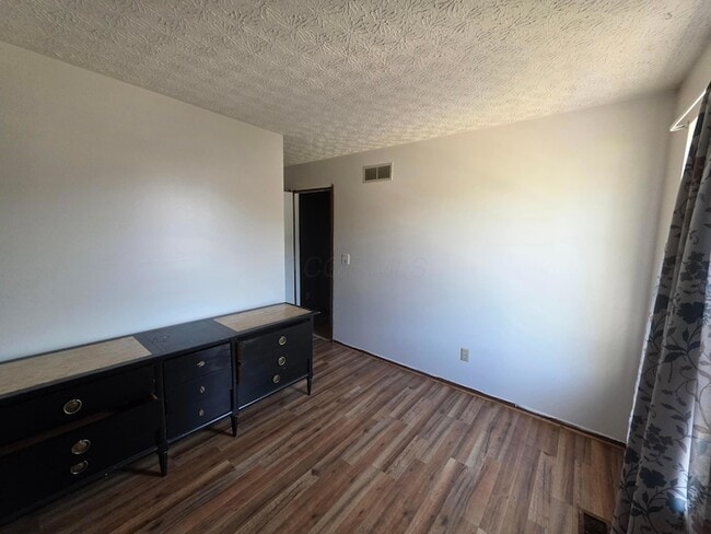 Building Photo - 7006 Finchley Dr