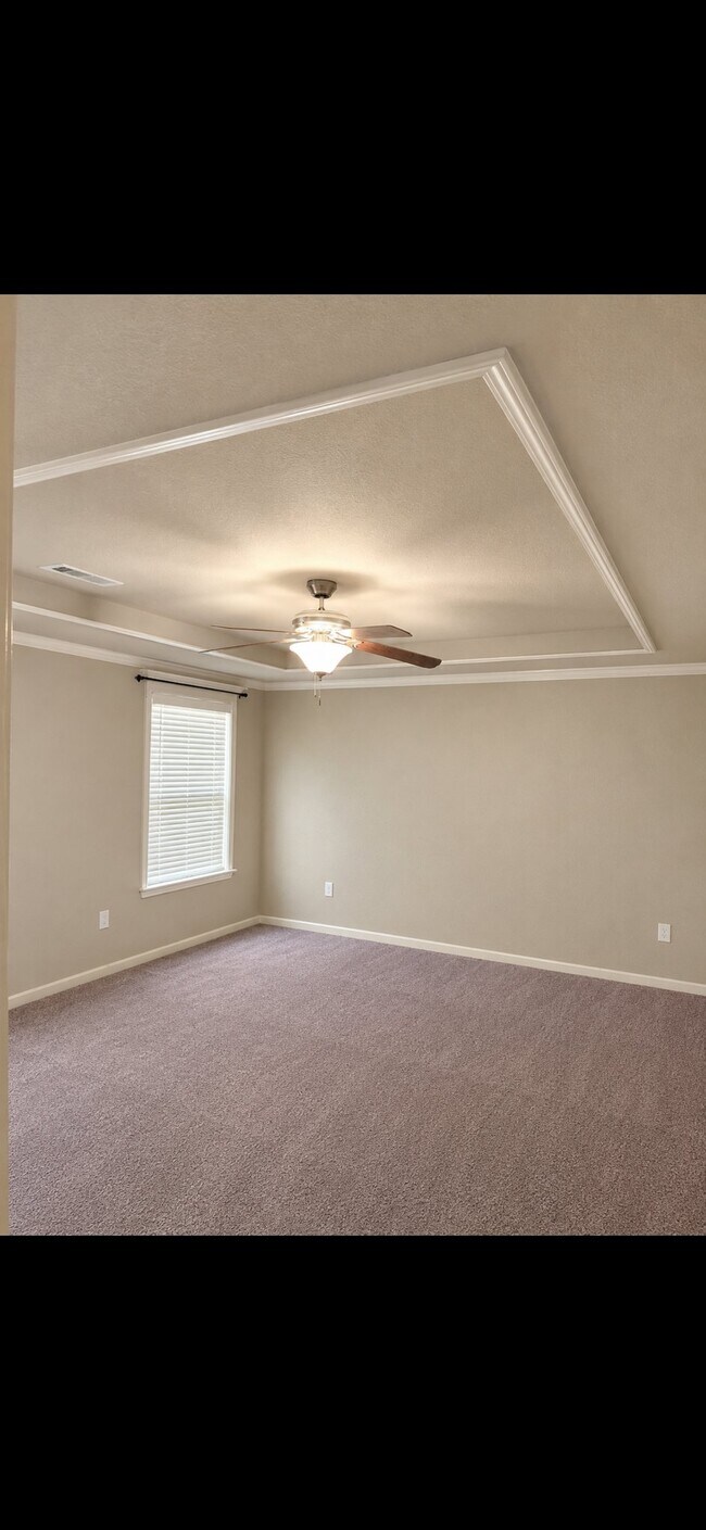 Building Photo - 1230 Littlewood Cove