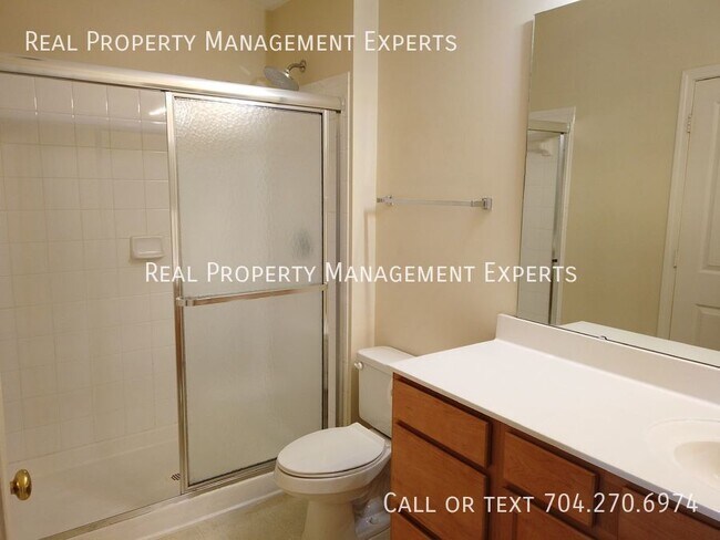 Building Photo - 10657 Hill Point Ct