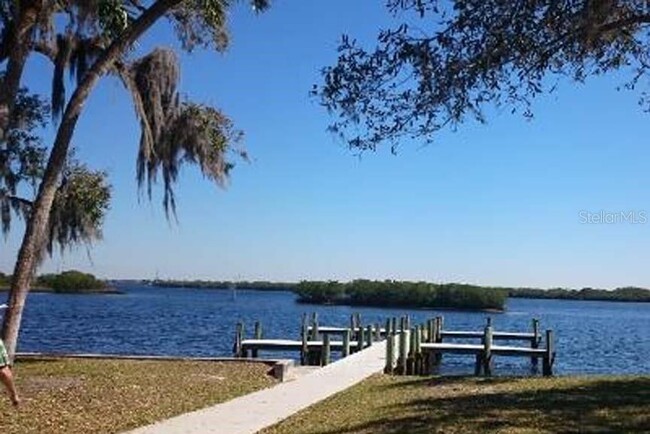 Building Photo - 25459 Shore Dr