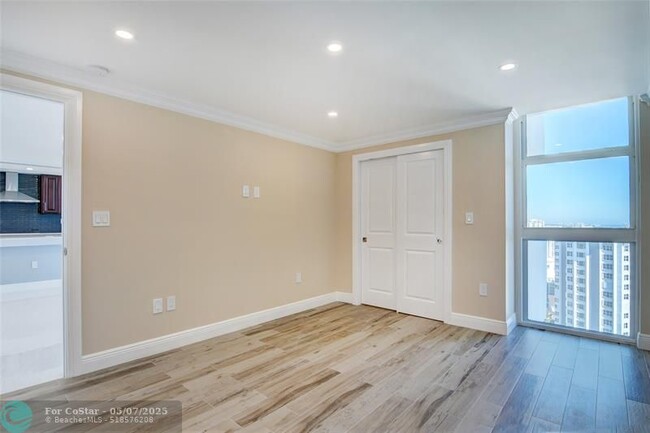Building Photo - 1360 S Ocean Blvd
