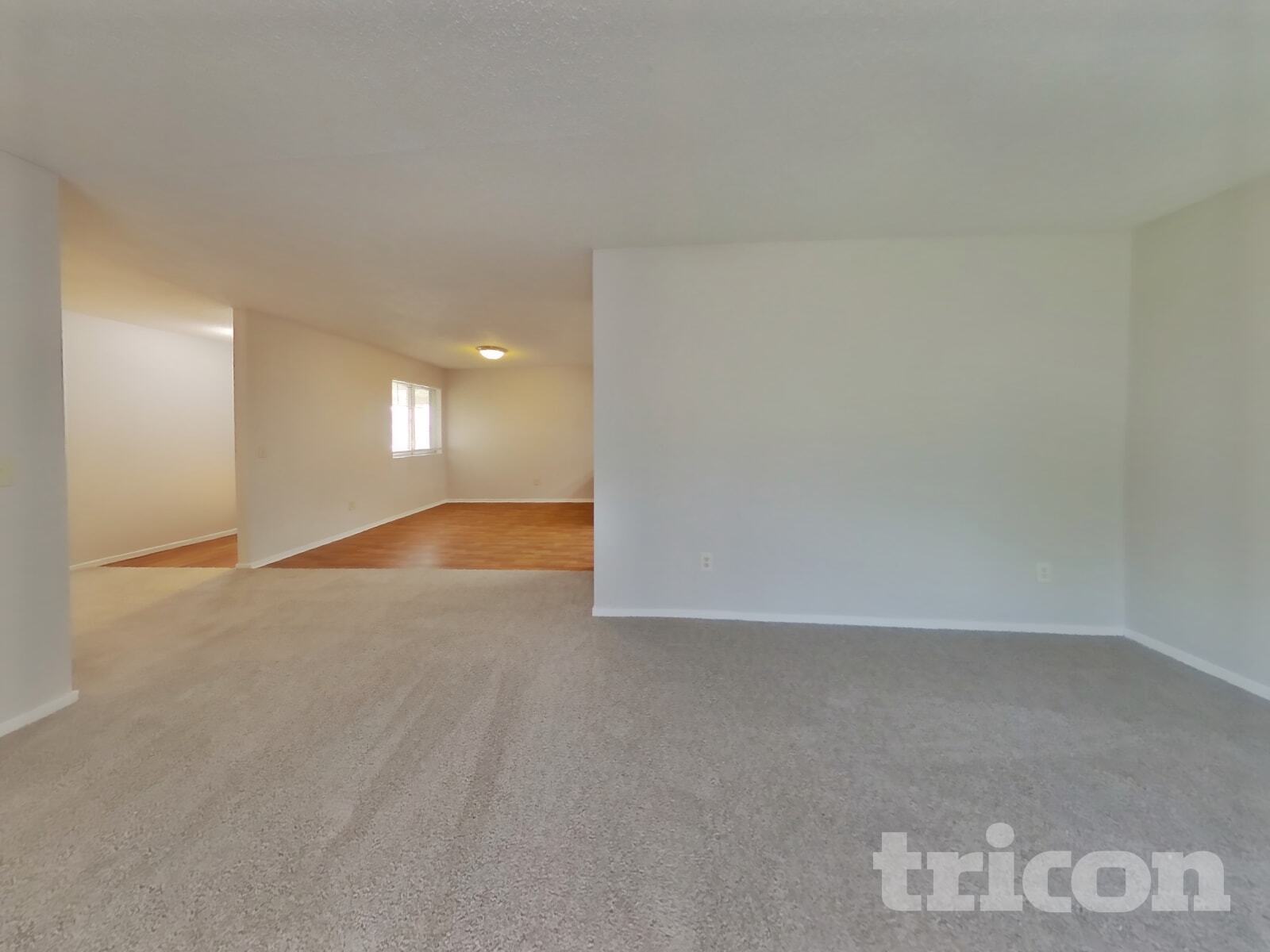 Building Photo - 619 E 24th St