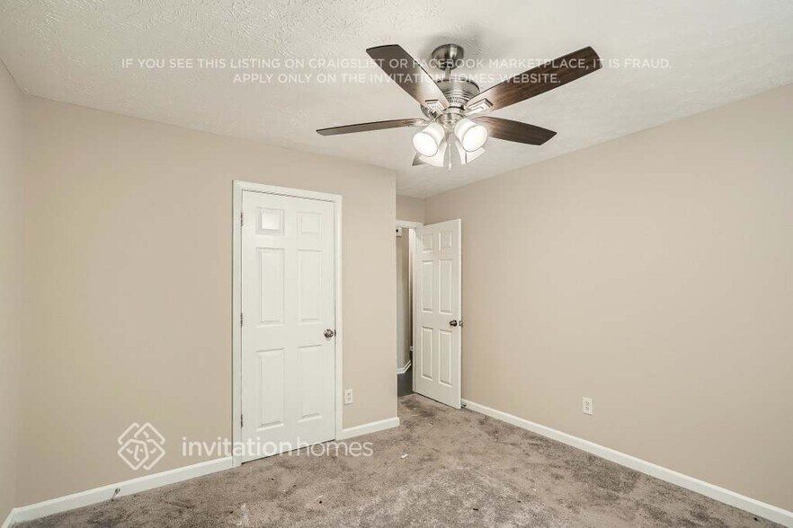 Building Photo - 2373 Cove Lake Way