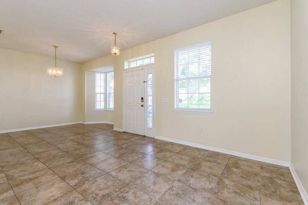 Building Photo - 2510 Sherbrook Ln
