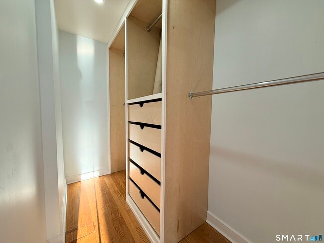 Building Photo - 228 Jennings Rd