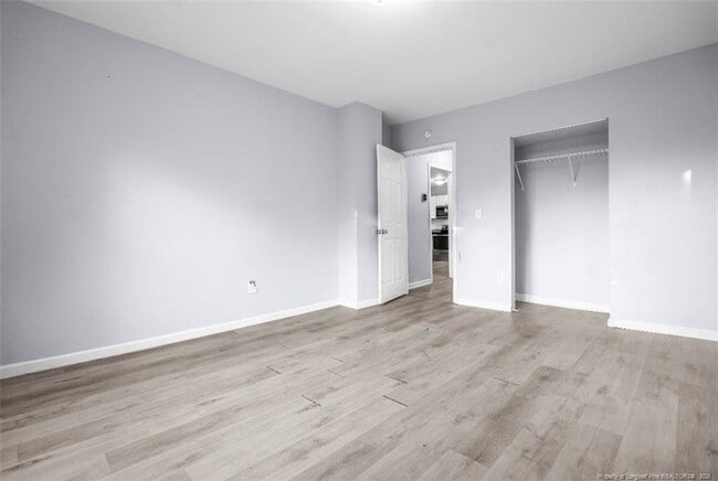 Building Photo - 313 S Racepath St