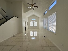 Building Photo - 4541 Creekside Cir