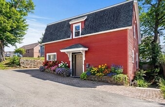 Building Photo - 15 Lexington Terrace