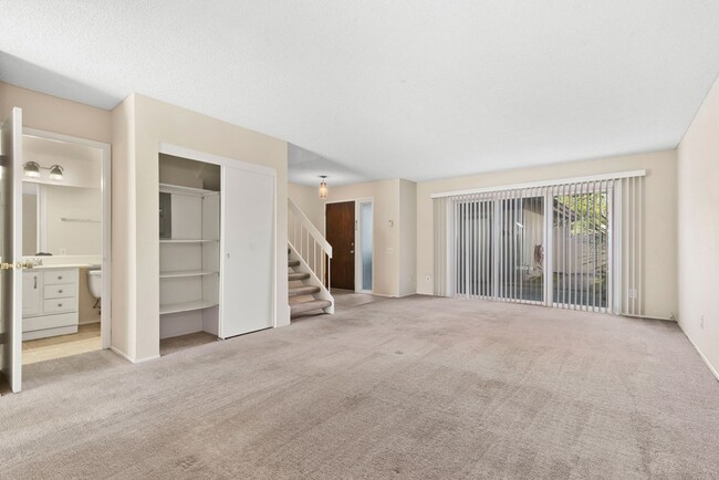 Building Photo - 11487 Matinal Cir