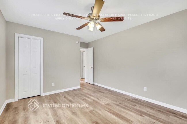 Building Photo - 5815 Oliver St