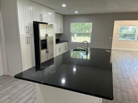 Building Photo - 108 Frances Dr