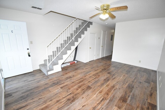 Building Photo - Forbes Avenue-248