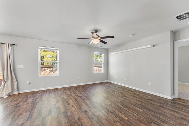 Building Photo - 4320 Lenity Ln
