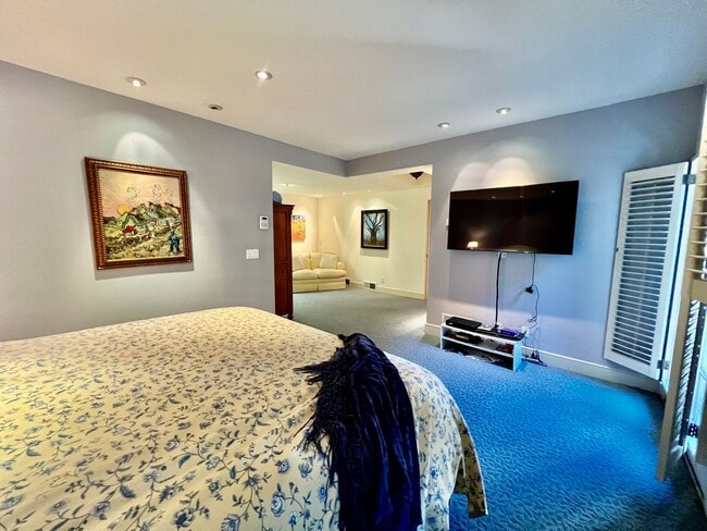 Building Photo - Charming and Accommodating Carmel-by-the-Sea Home coming soon!