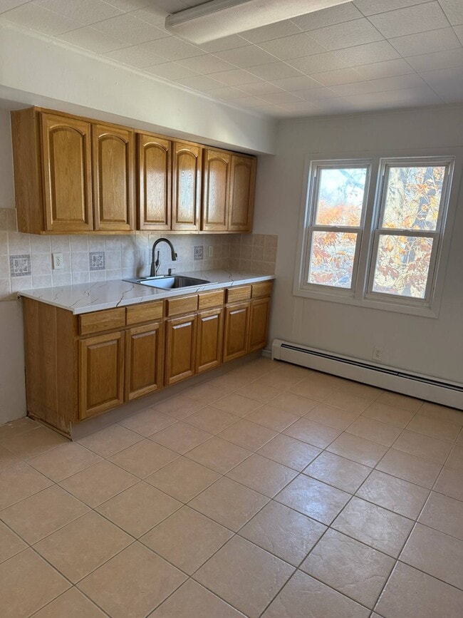 Building Photo - 51 Turner St