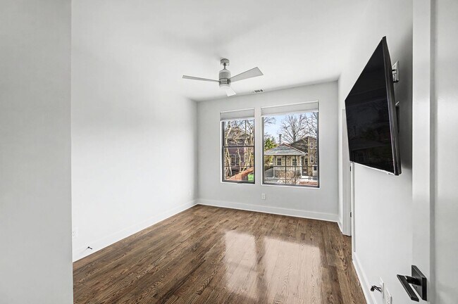 Building Photo - Luxury 3BE/3.5BA located in one of Nashville’s most walkable and vibrant neighborhoods.