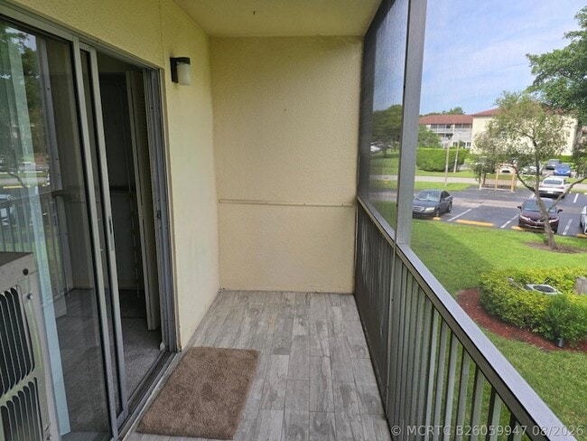 Building Photo - 151 SW 134th Way