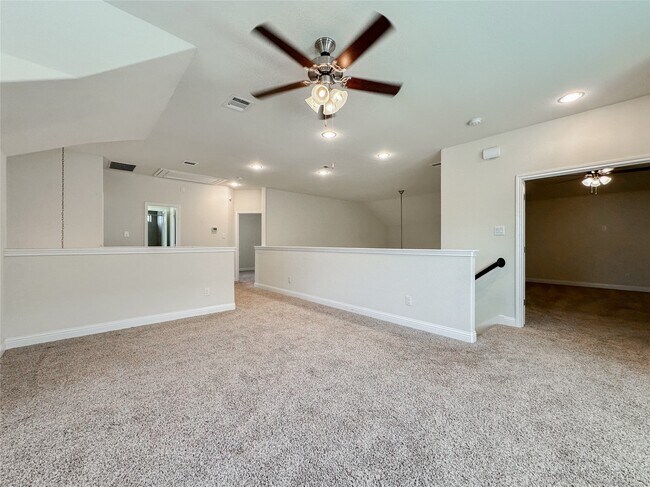 Building Photo - 6715 Chicoma St