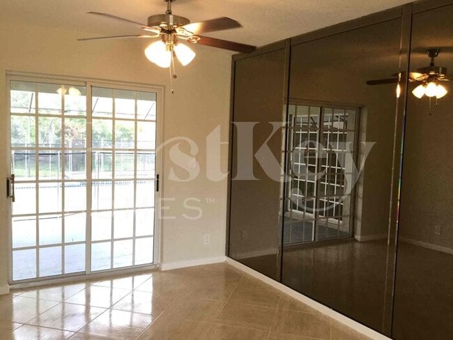 Building Photo - 7131 NW 46th Ct